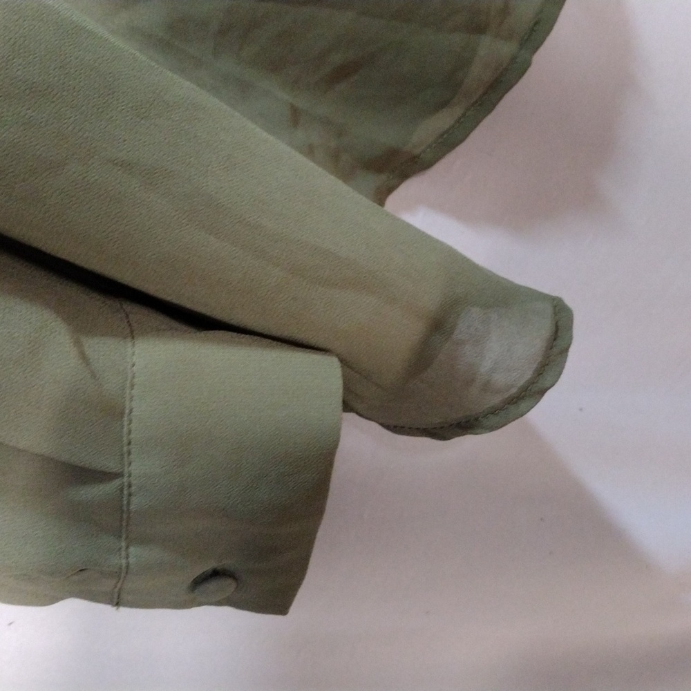 Jade Torrid Shirt - Missing A Button - image 5